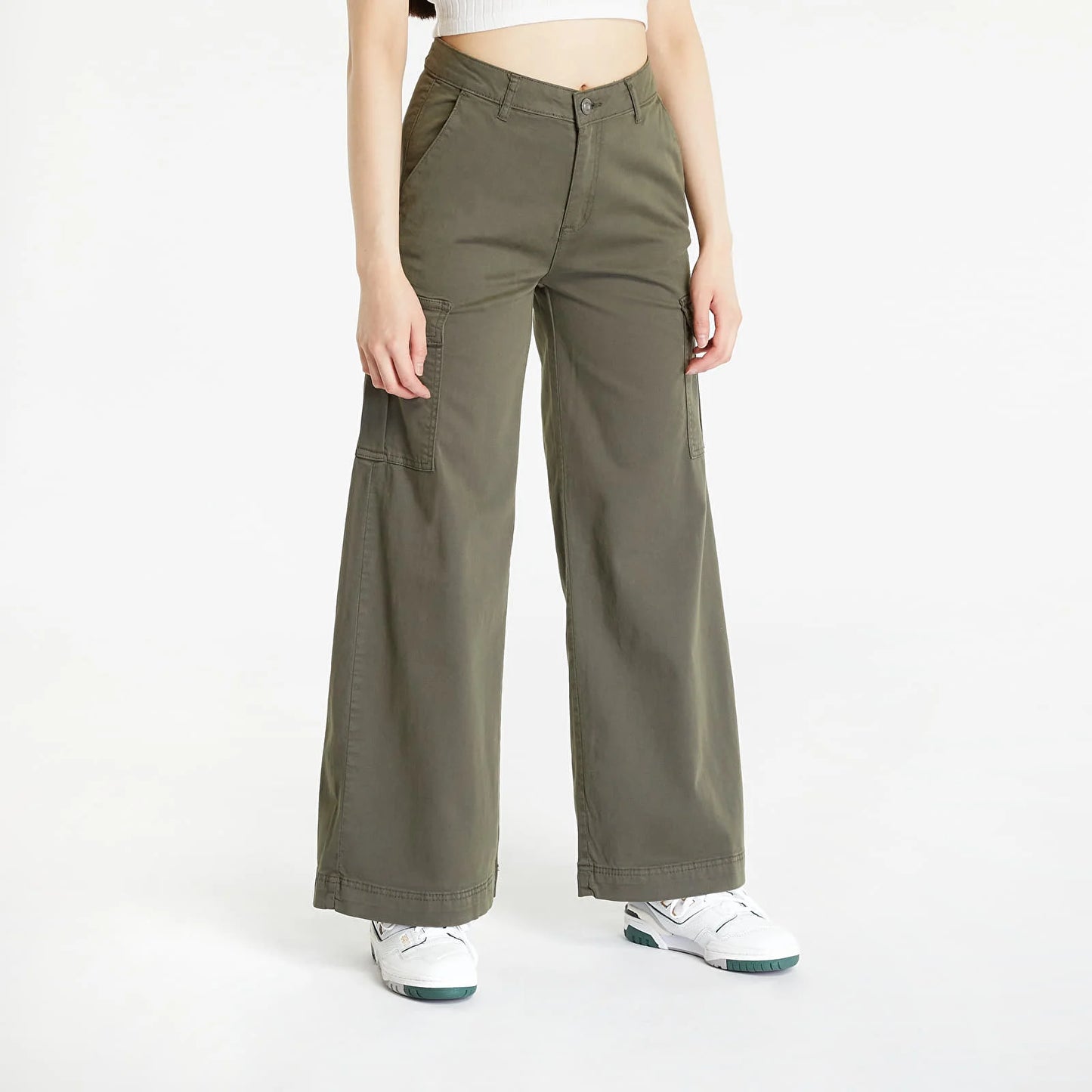 Urban Classics Ladies High Waist Wide Leg Twill Cargo Pants - TIMESQURE