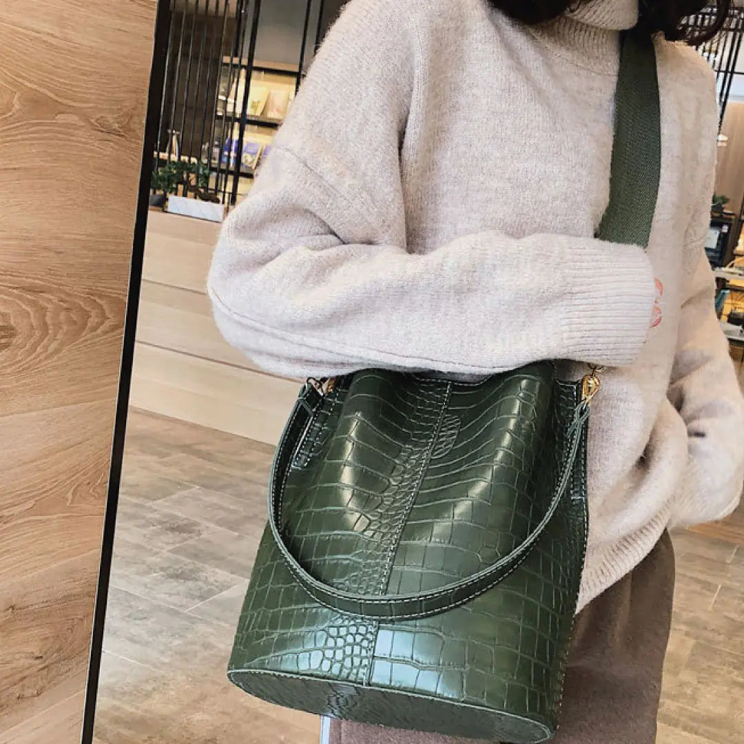 Blake Shoulder Bag -Olive Croc - TIMESQURE